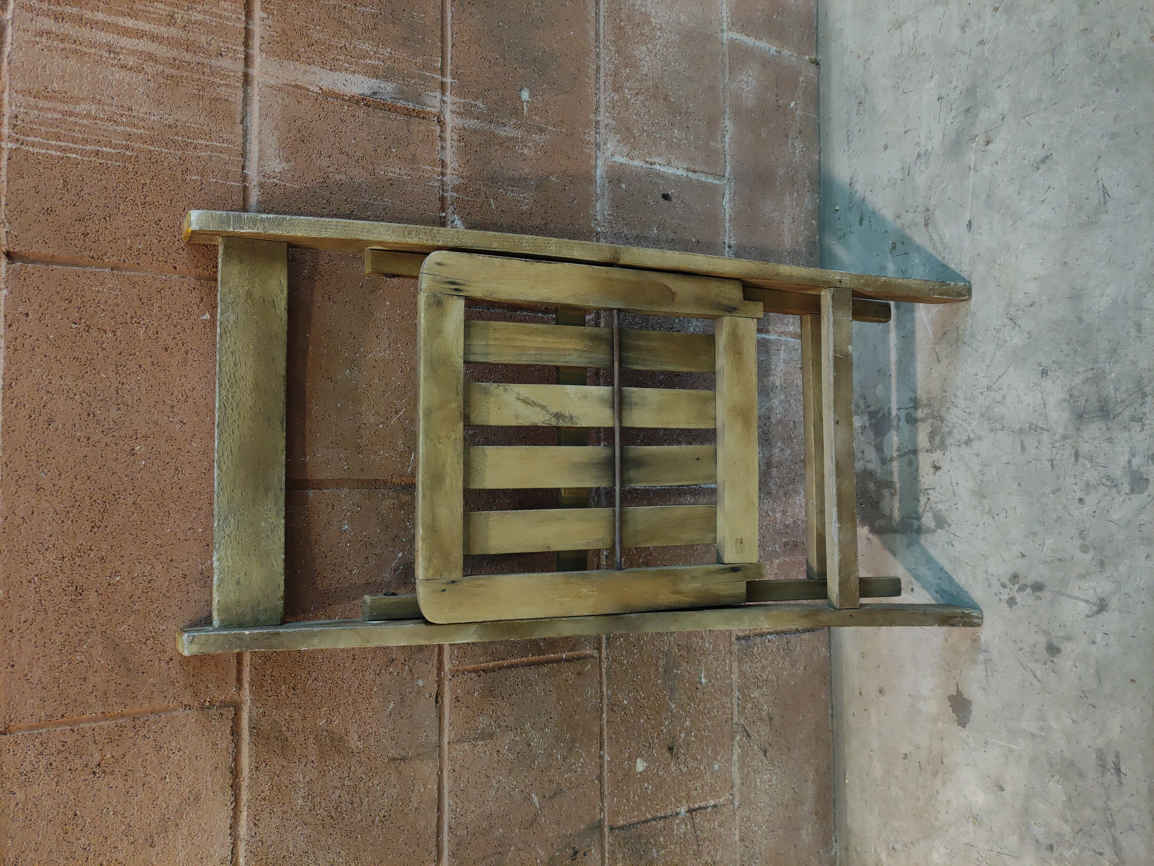 silla plegable madera (10eu) 1u